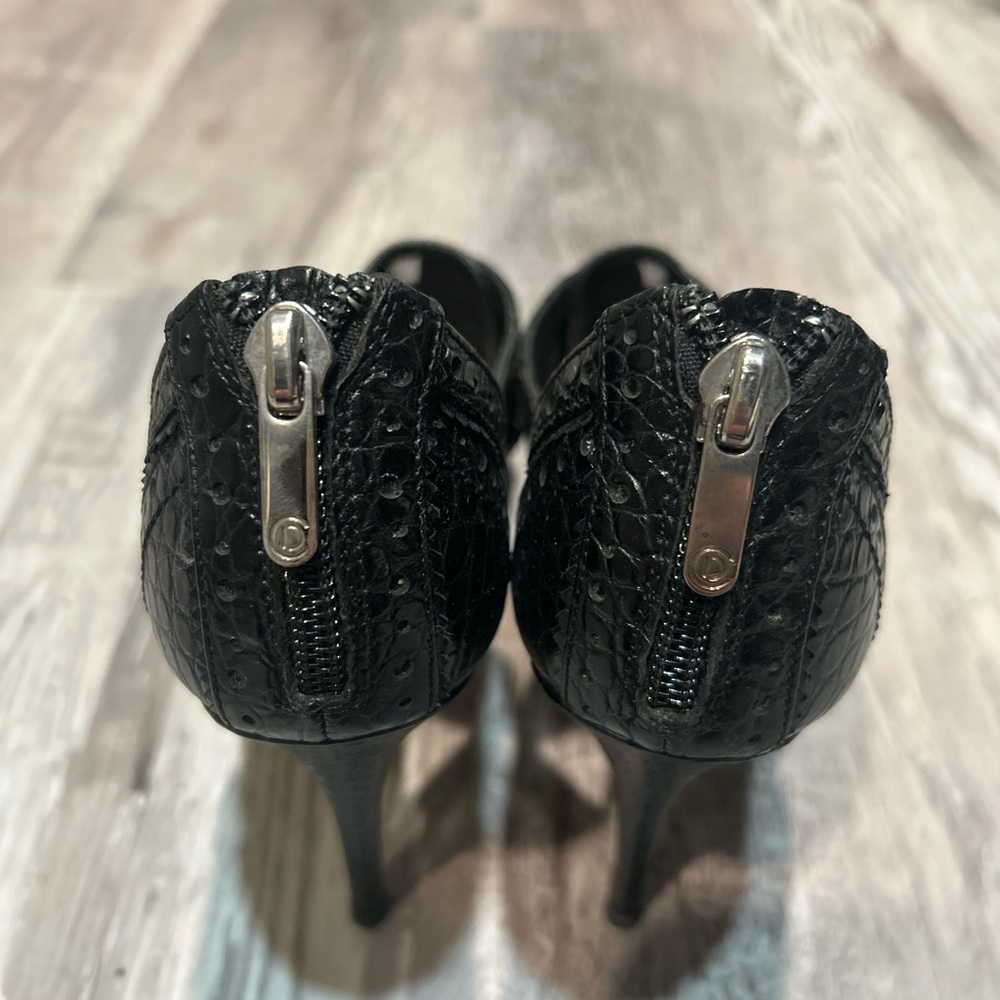 Gently used Christian Dior Black Mesh Heels! Size 36 1/2. - Picture 6 of 8